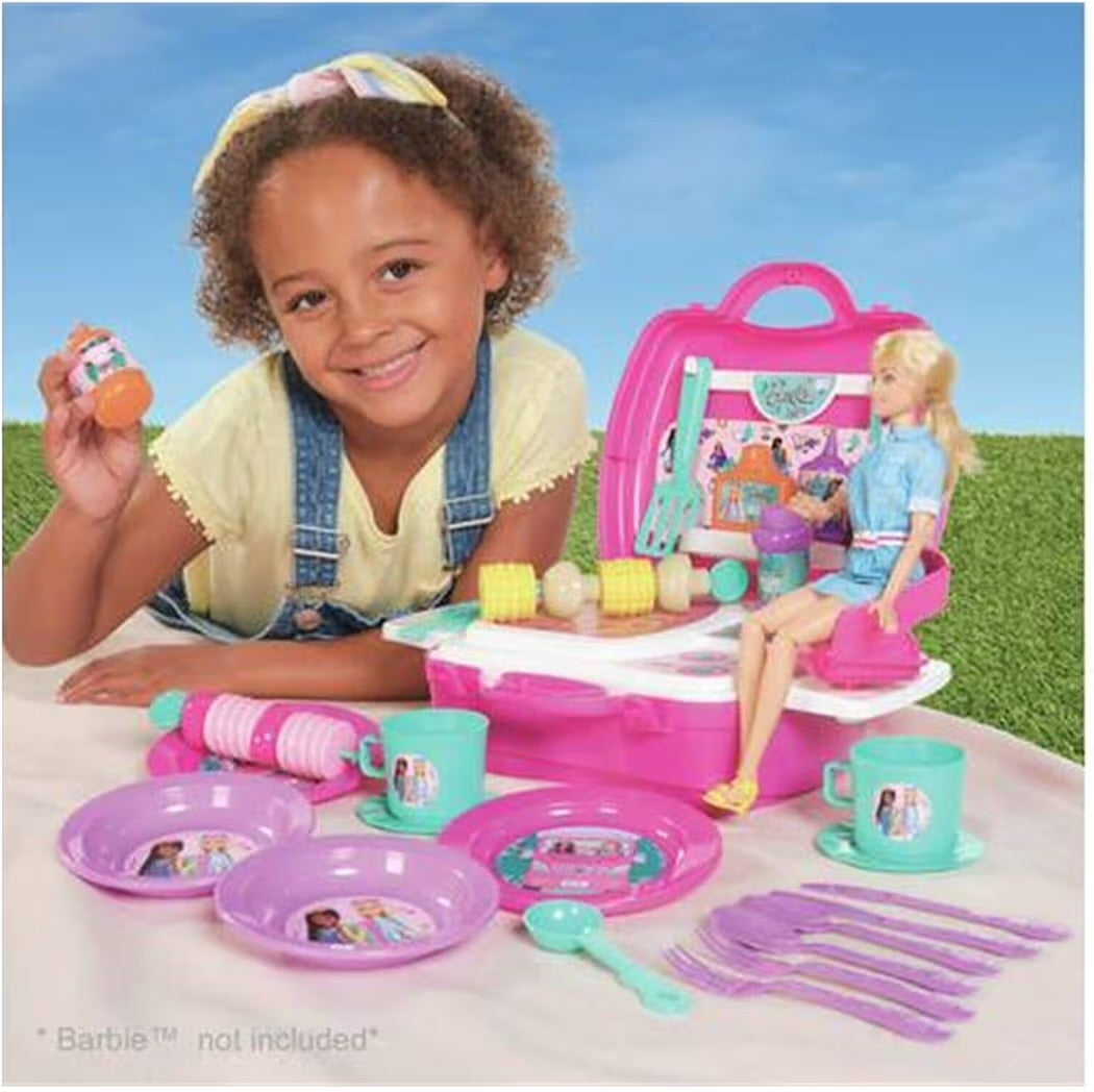 Grandi Giochi Barbie Cucina Creations Campeggio BBQ Playset 20 Pezzi Playset Viaggio Bambola non inclusa