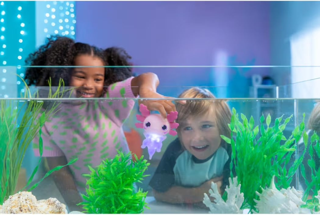 Goliath Animagic Let's Go Axolotl Animale Illuminato Rosa