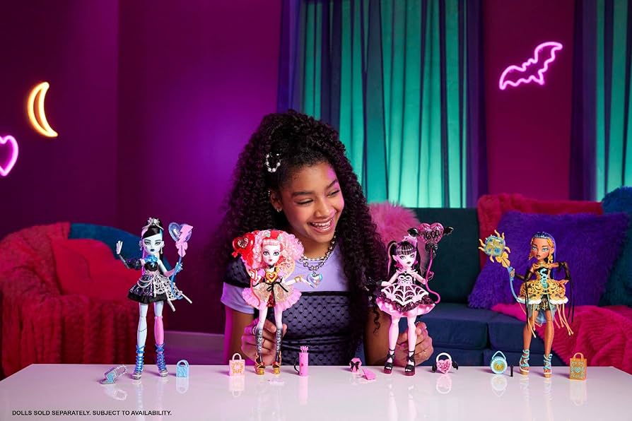Monster High - Draculaura Scary Sweet Birthday