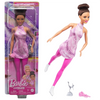 Mattel Barbie Carriere Pattinatrice con outfit rosa da pattinaggio, pattini da ghiaccio con trofeo 3+ anni HRG37