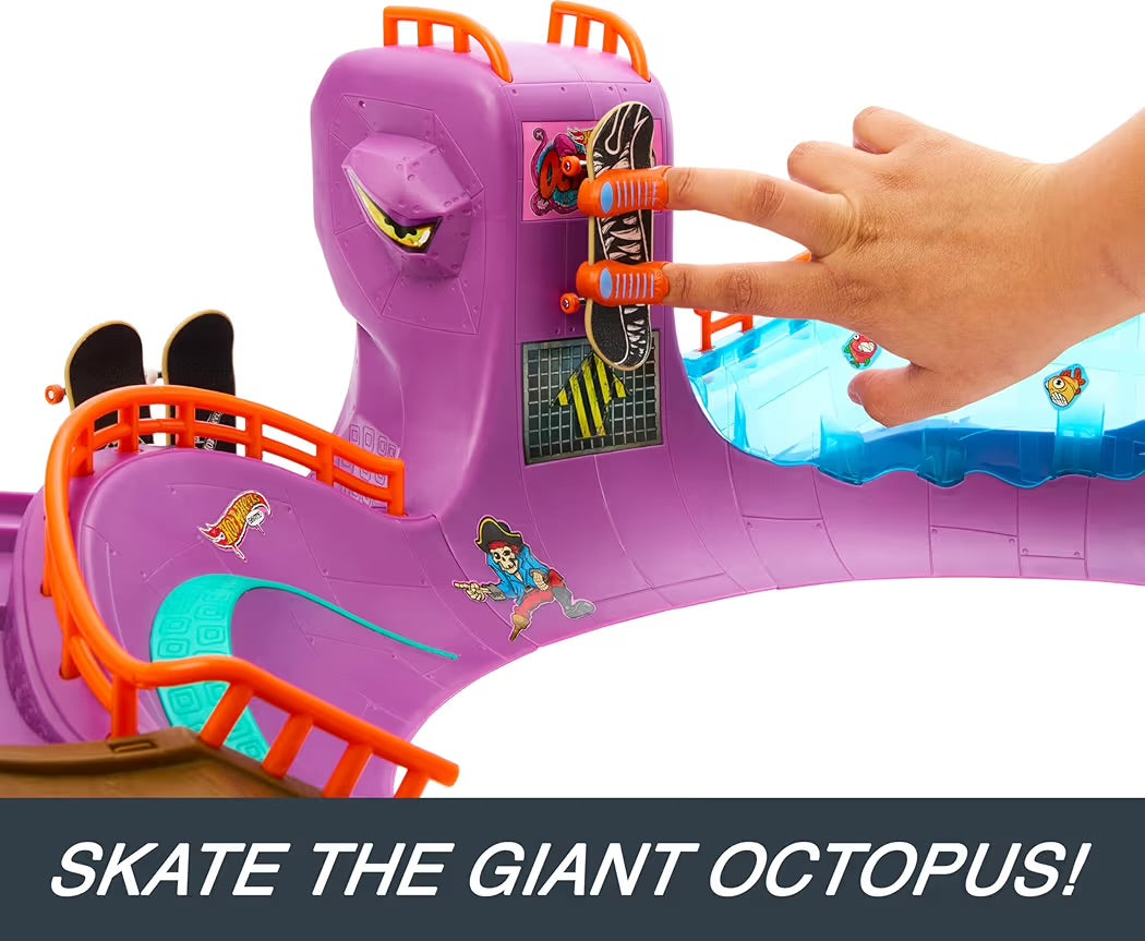 Mattel Hot Wheels Skate Octopus Skatepark con fingerboard e un paio di scarpe da skate rimovibili Set da gioco skateboard e scarpe