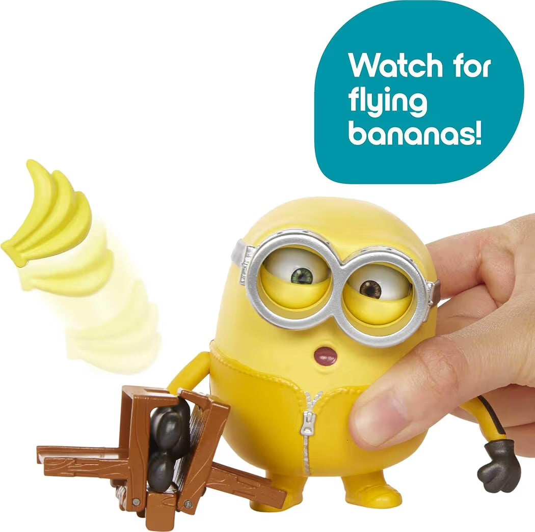 Mattel Minions Bob parlante rumoroso e scatenato, personaggio con panca da Kung Fu